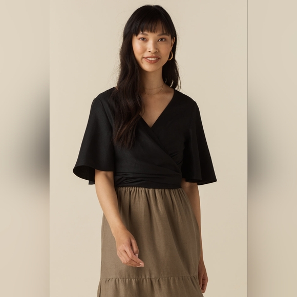 Vetta Flutter Sleeve Wrap Top - Picture 3 of 4